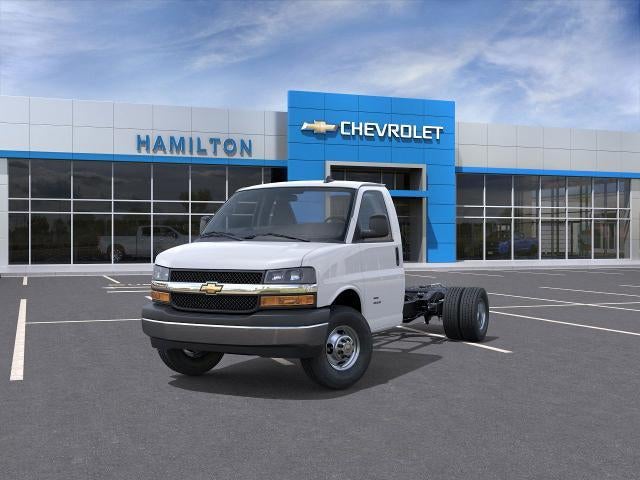 2026 Chevrolet Express Cutaway 3500 1WT RWD