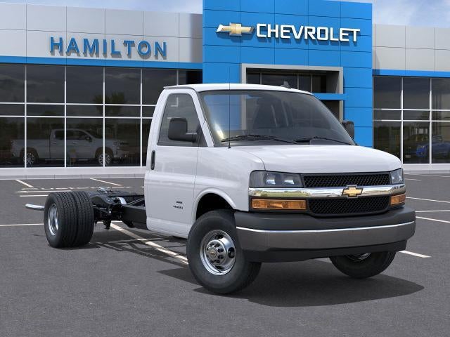 2026 Chevrolet Express Cutaway 3500 1WT RWD