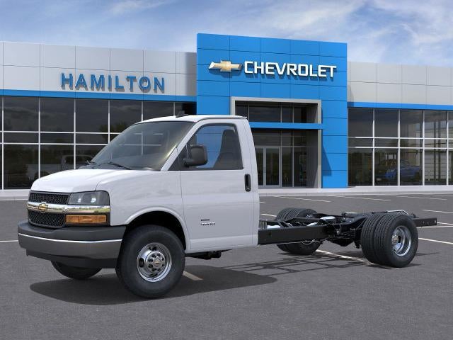 2026 Chevrolet Express Cutaway 3500 1WT RWD