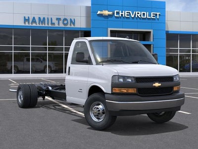 2026 Chevrolet Express Cutaway 3500 1WT RWD