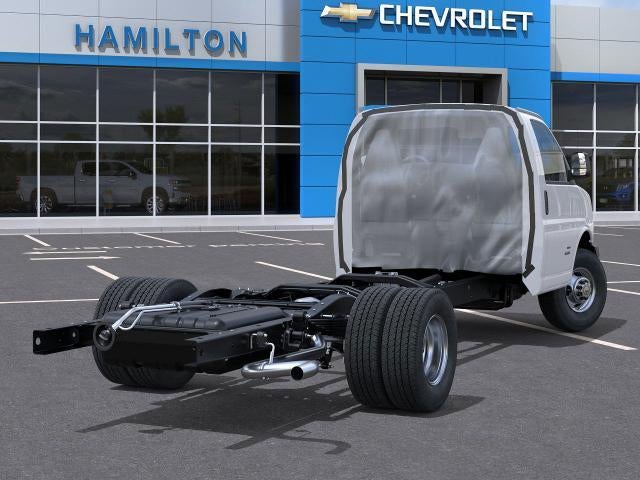 2026 Chevrolet Express Cutaway 4500 2WT RWD