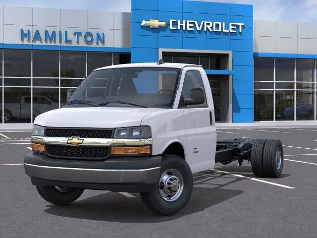 2026 Chevrolet Express Cutaway 4500 2WT RWD