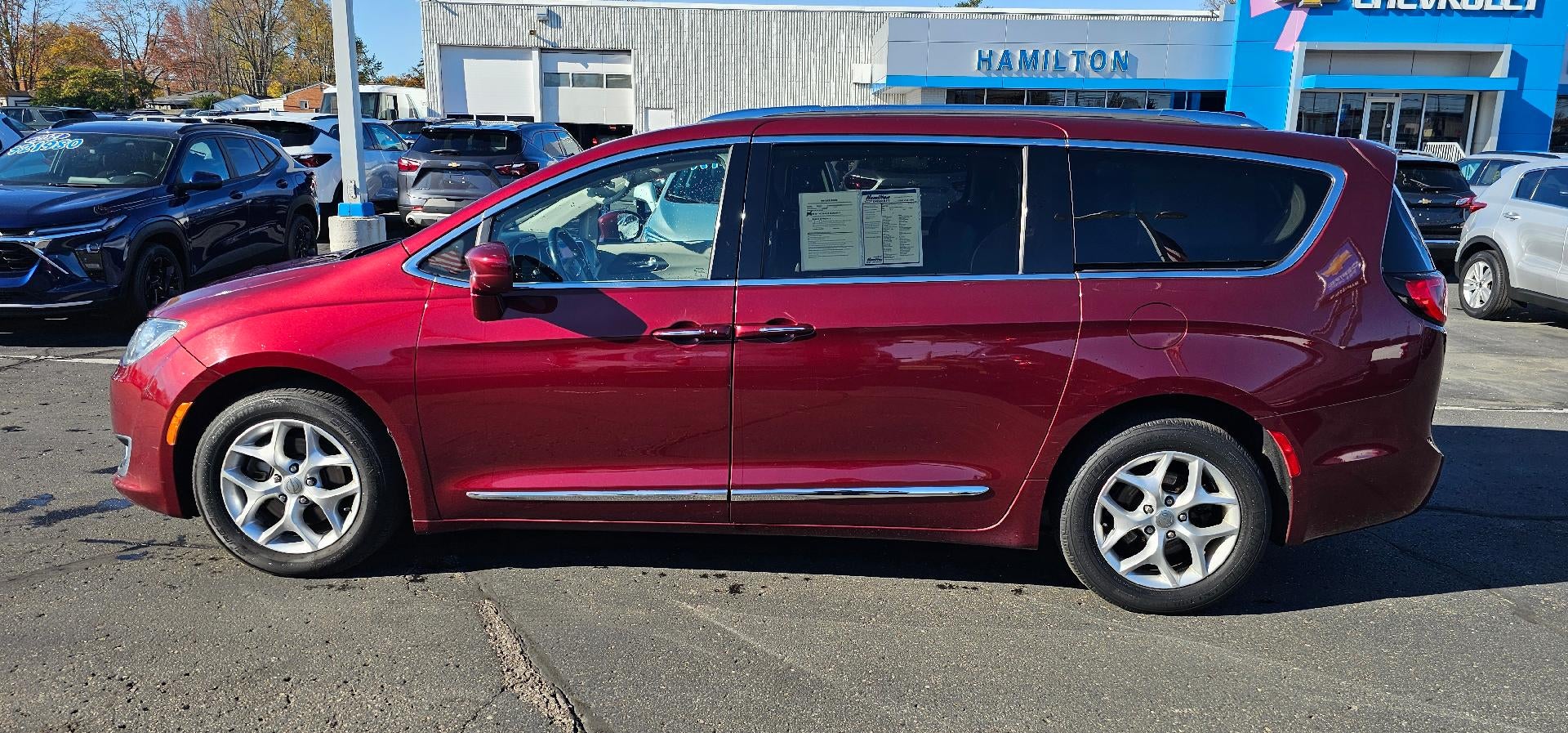 2017 Chrysler Pacifica Touring-L Plus