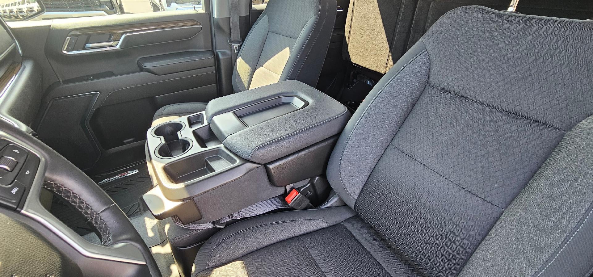 2023 Chevrolet Silverado 1500 RST 4WD