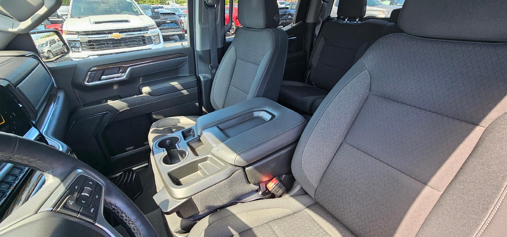2024 Chevrolet Silverado 1500 LT (2FL) 4WD