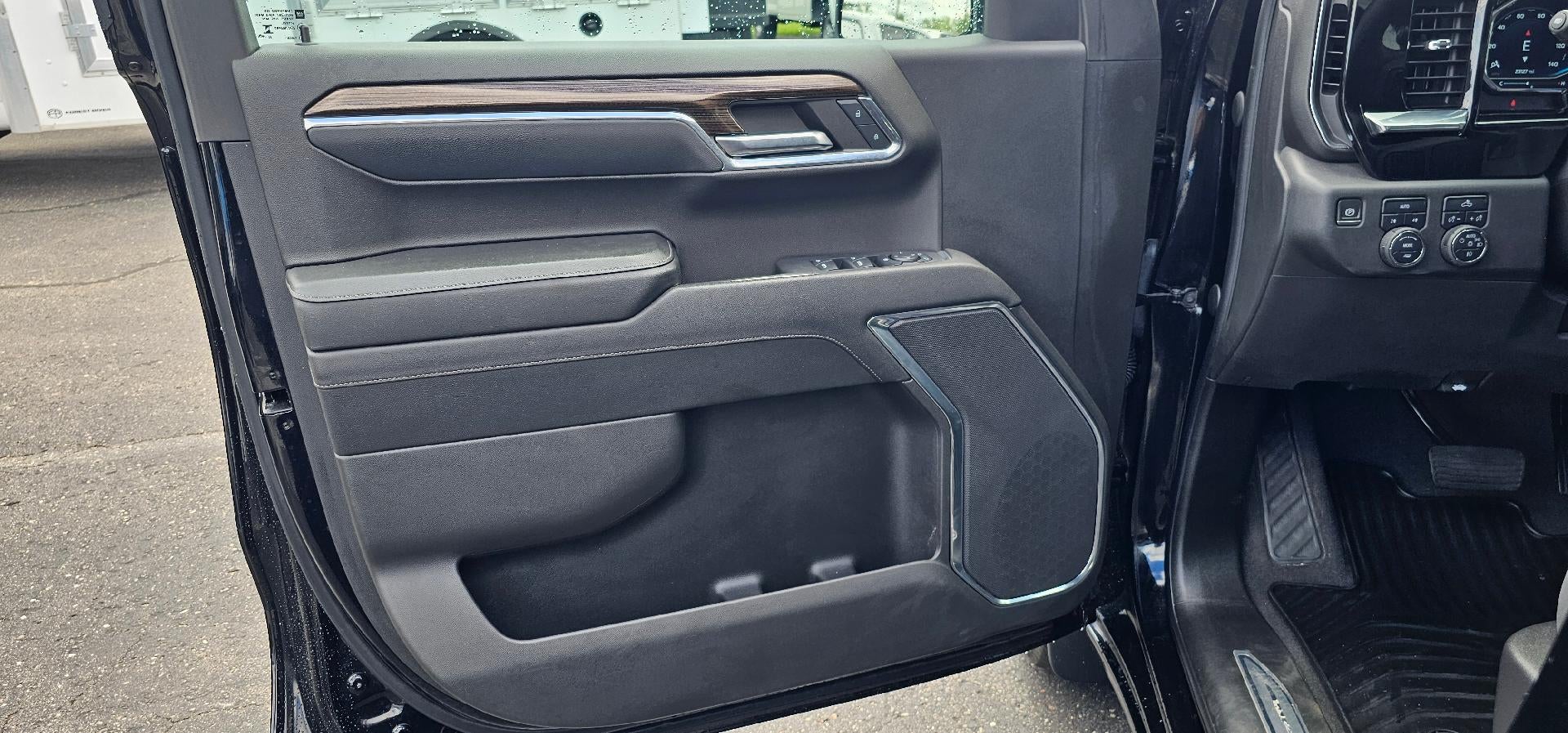 2023 Chevrolet Silverado 1500 RST 4WD