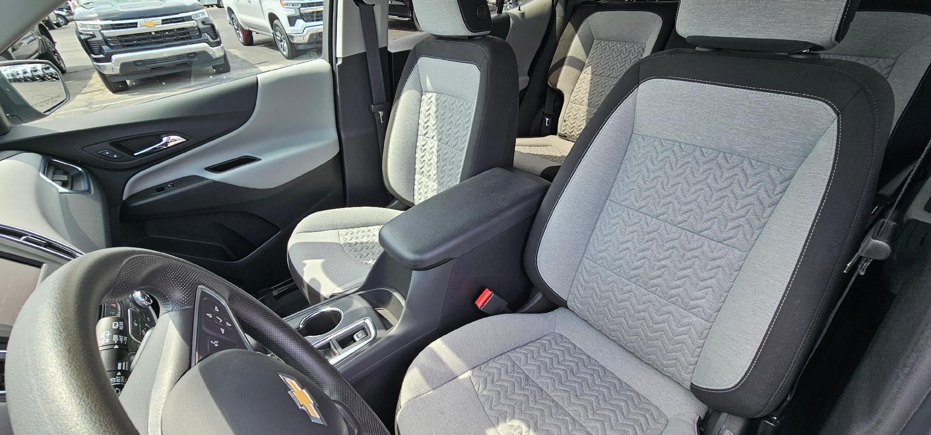 2023 Chevrolet Equinox LS FWD