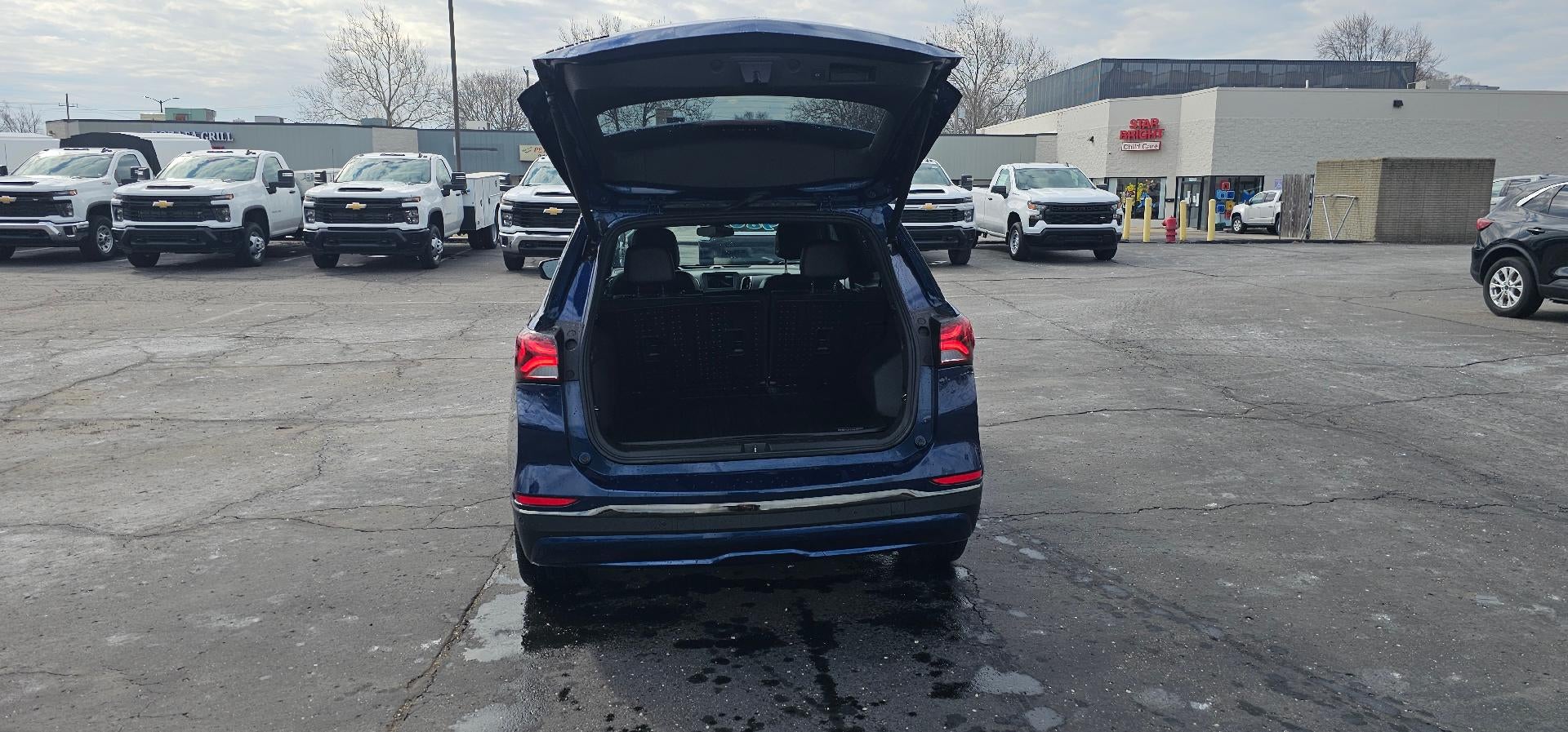 2023 Chevrolet Equinox RS FWD