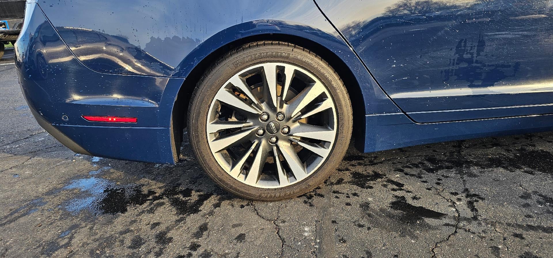 2019 Lincoln MKZ Hybrid Reserve II