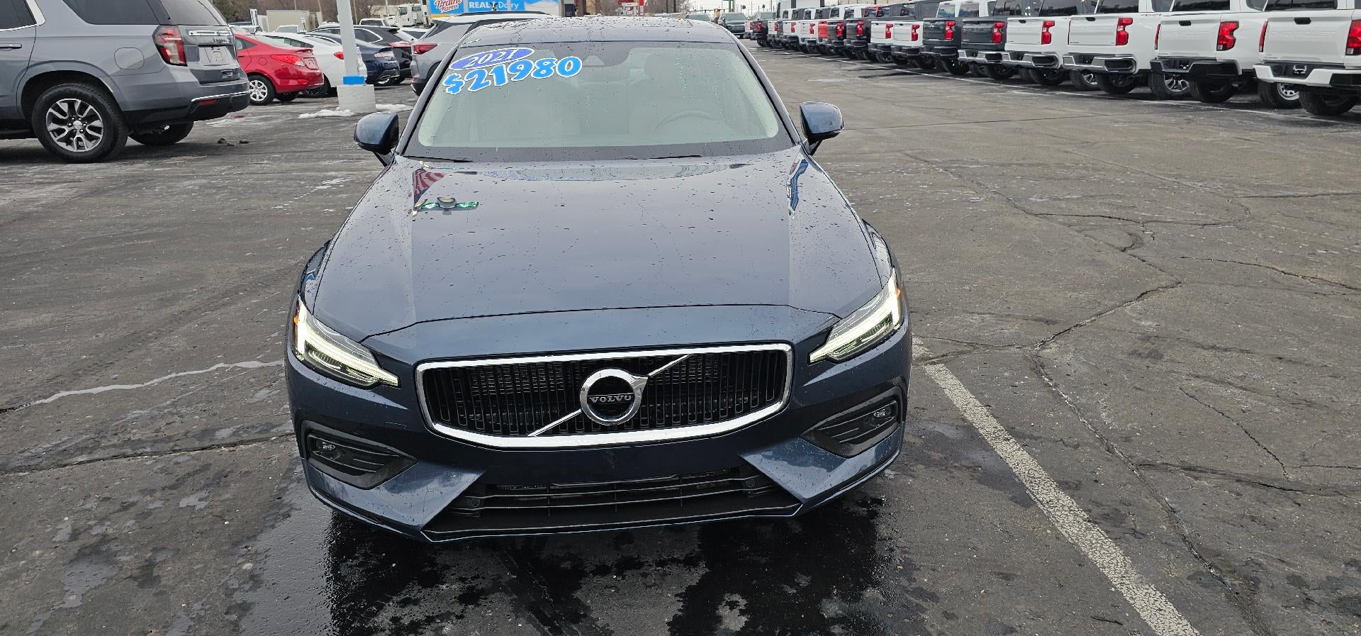 2021 Volvo S60 Momentum AWD