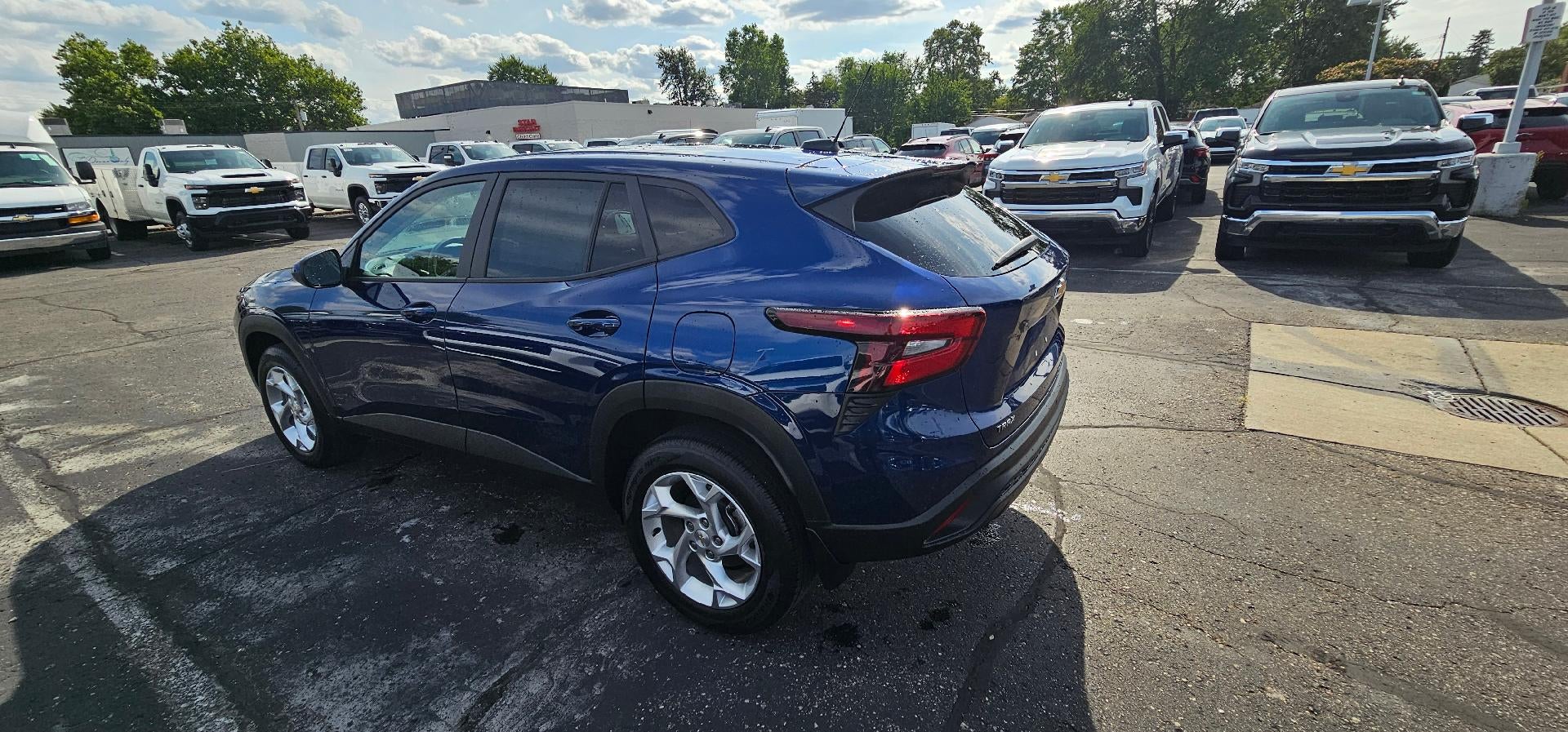 2024 Chevrolet Trax LS FWD