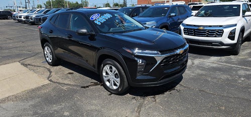 2025 Chevrolet Trax LS FWD