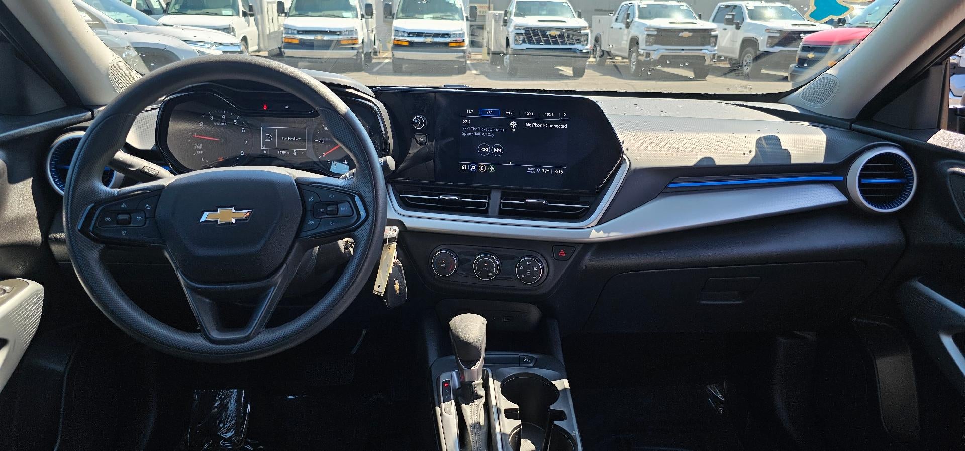 2025 Chevrolet Trax LS FWD