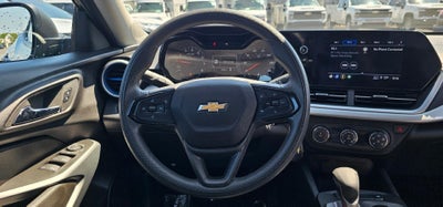 2025 Chevrolet Trax LS FWD