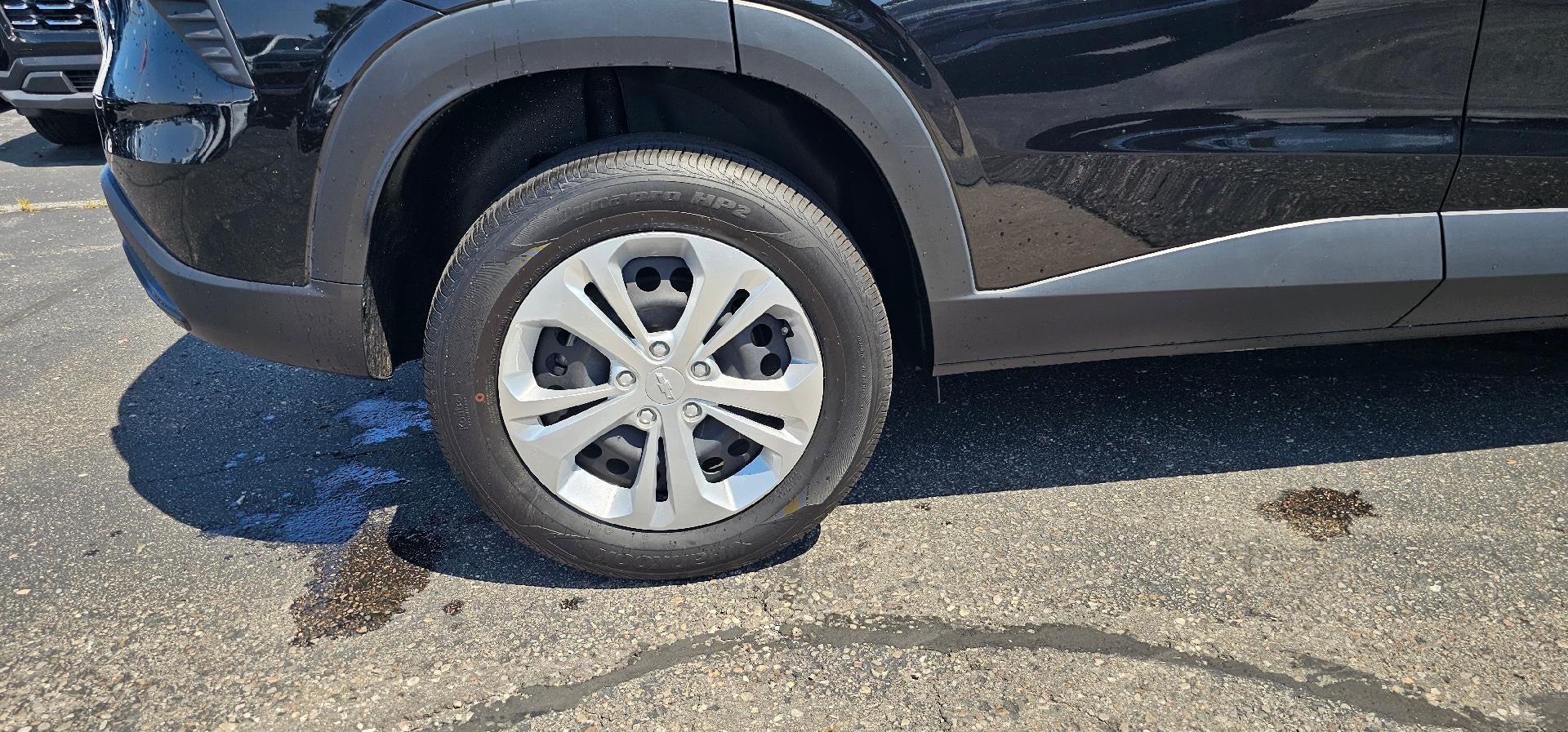 2025 Chevrolet Trax LS FWD