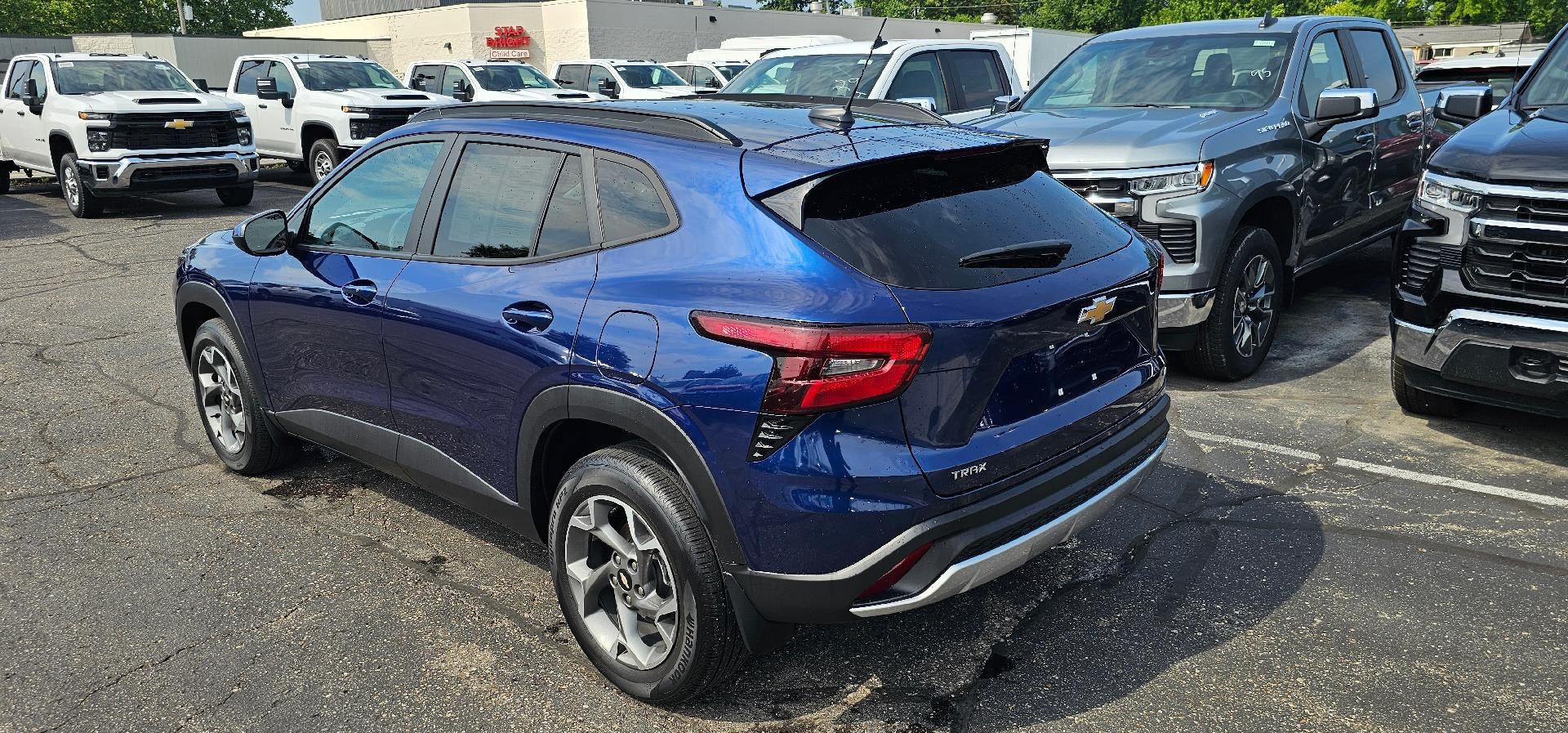 2024 Chevrolet Trax LT FWD