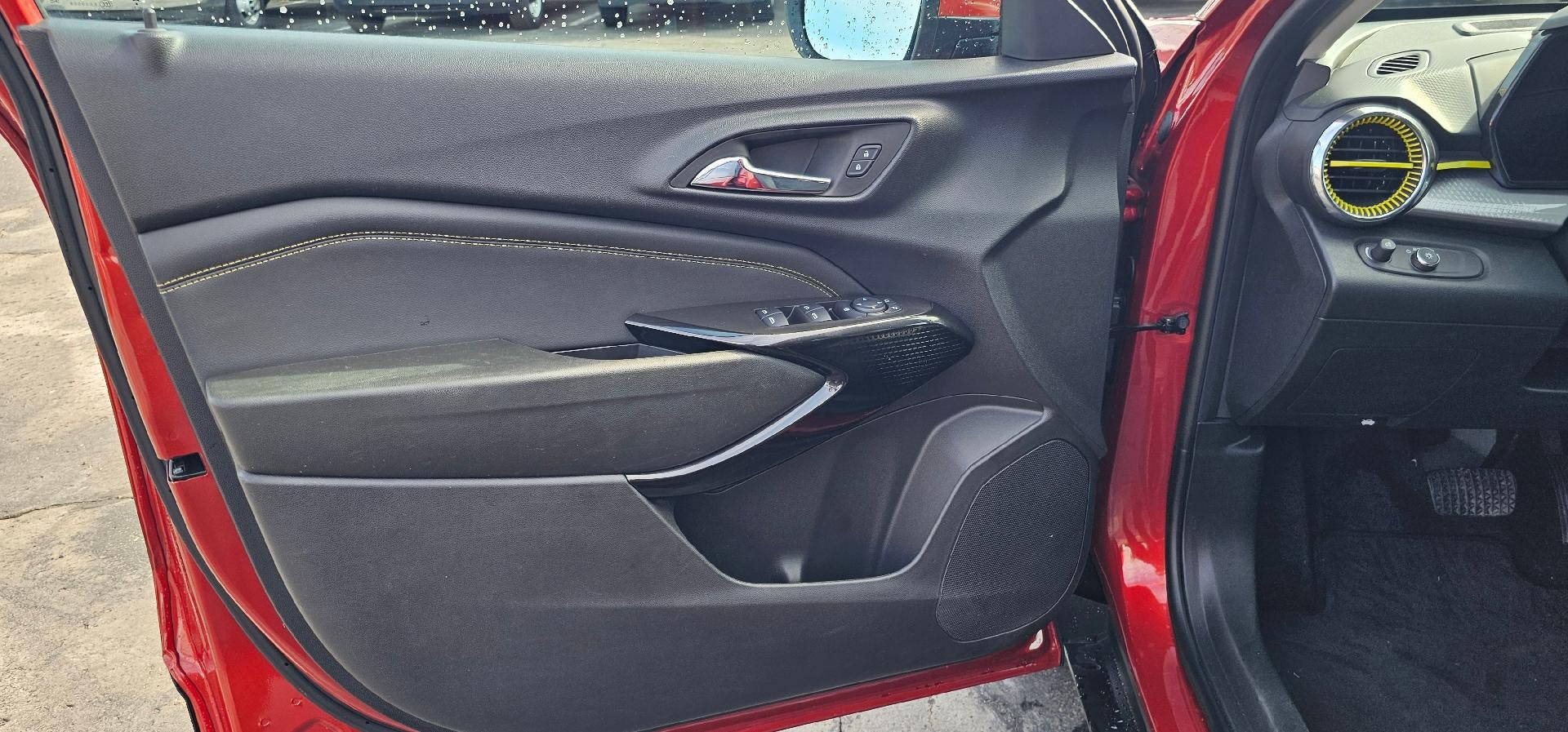 2024 Chevrolet Trax LT FWD