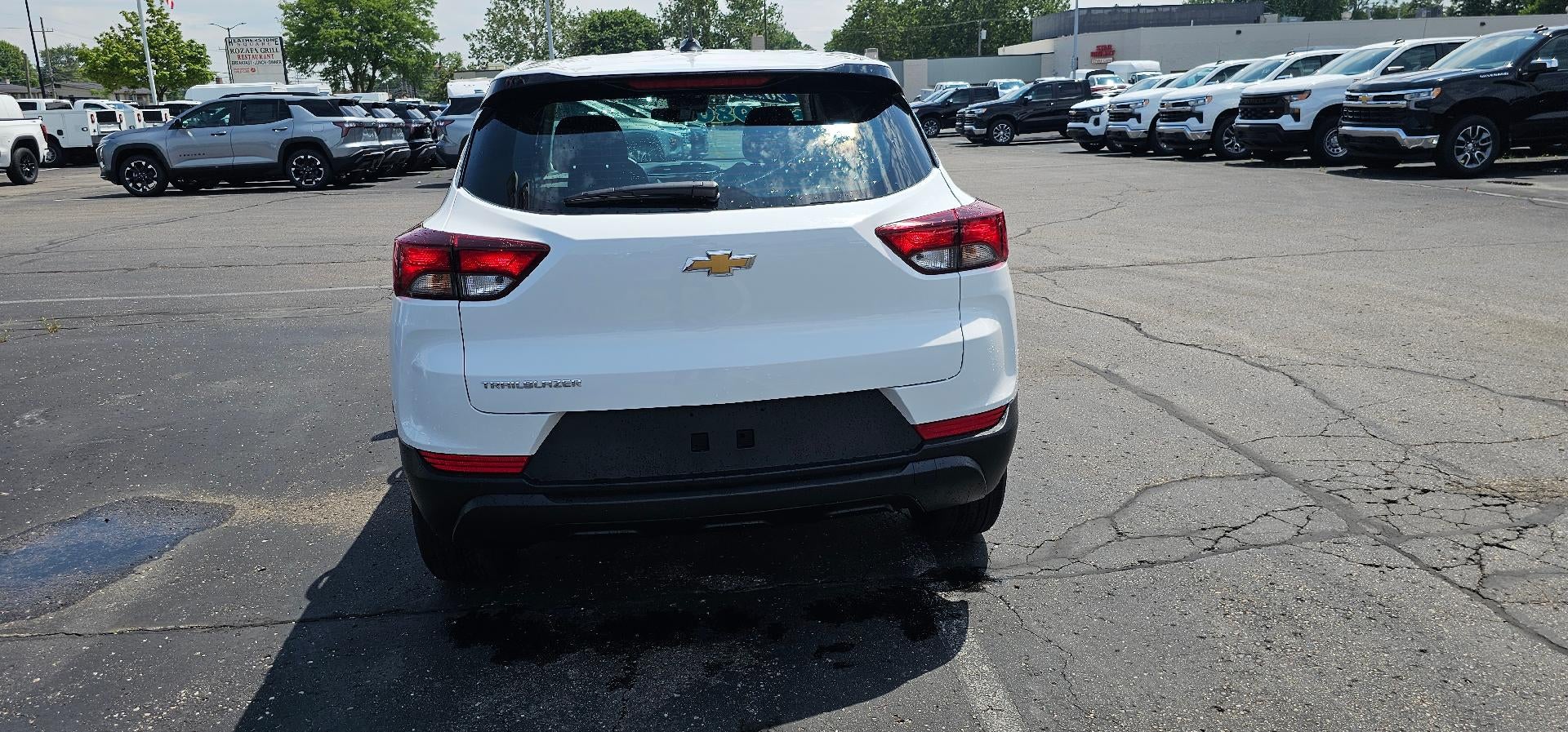 2023 Chevrolet Trailblazer LS FWD